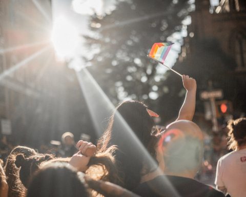 Bagaimana Media di Makassar menjadi Mimbar Kebencian terhadap Keragaman Gender dan Seksual