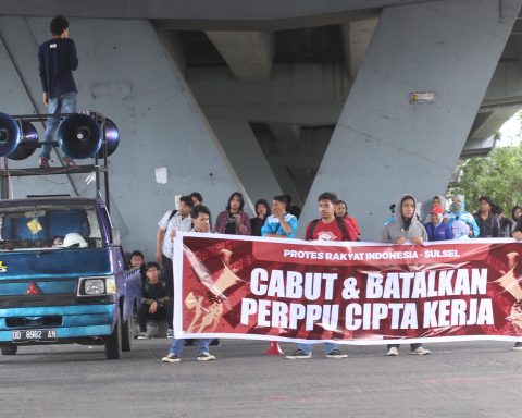 Aksi tolak Perppu Cipta Kerja