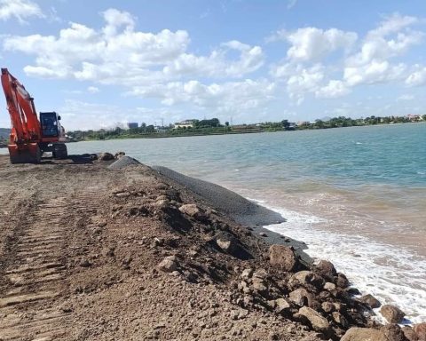 Perluasan pelabuhan jetty di Kabupaten Bantaeng