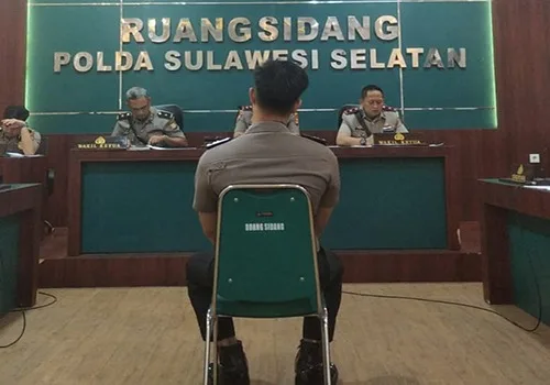 Briptu S/YLBHI-LBH Makassar