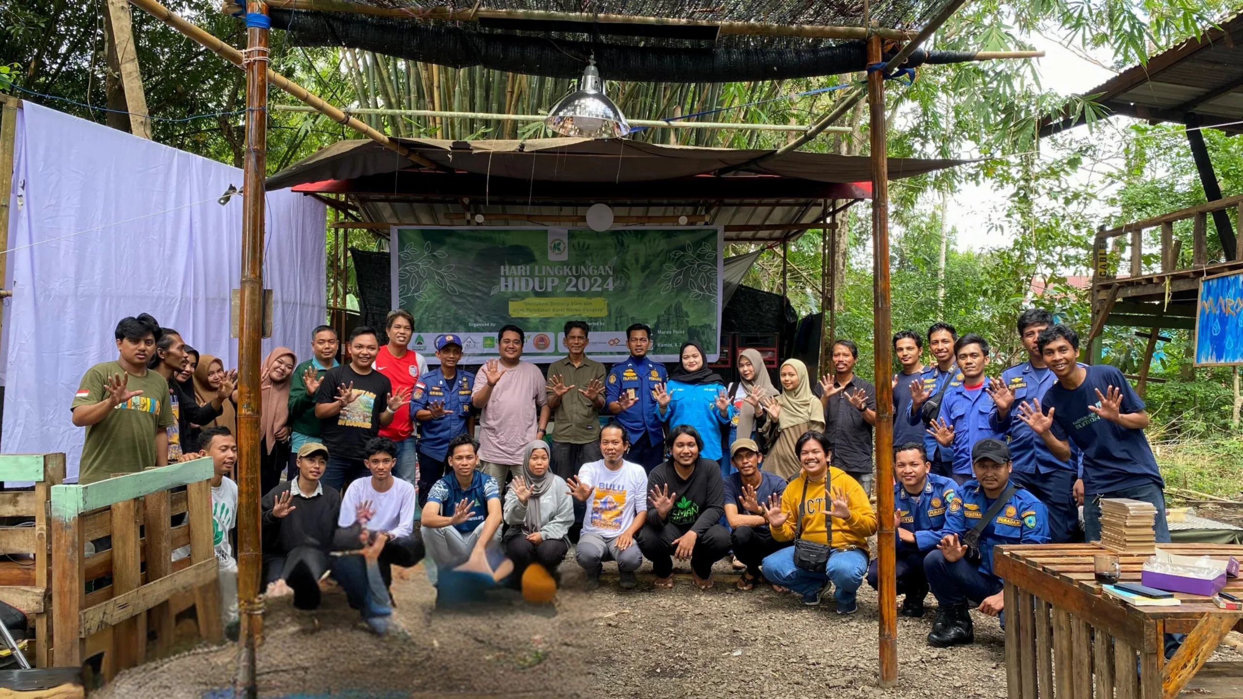 Komunitas Sahabat Alam (KOSALAM) memperingati Hari Lingkungan Hidup 2024, di Maros Point/KOSALAM