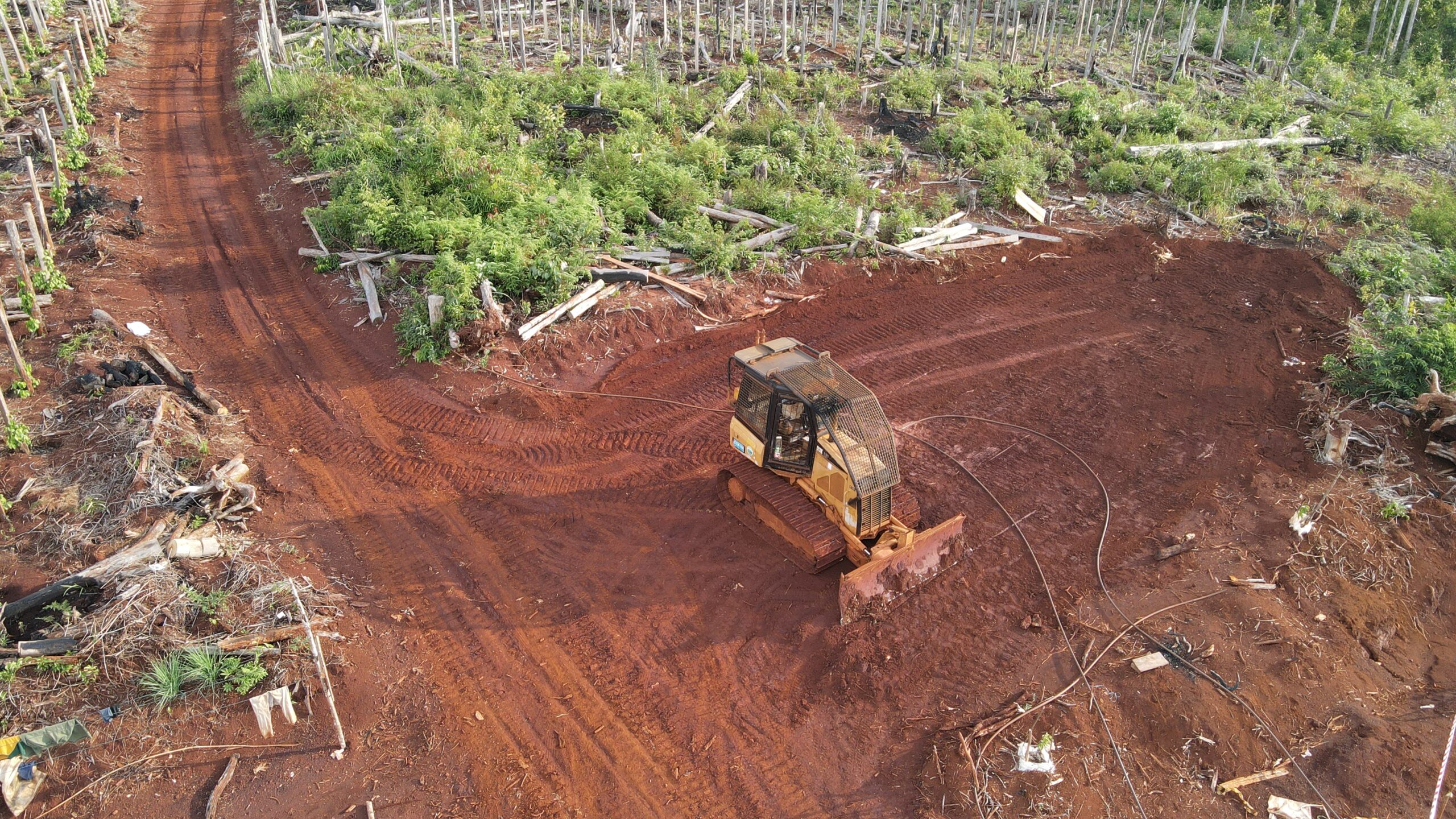 Aktivitas eksplorasi di Blok Tanamalia, Kecamatan Towuti, Kabupaten Luwu Timur/Foto: WALHI Sulsel