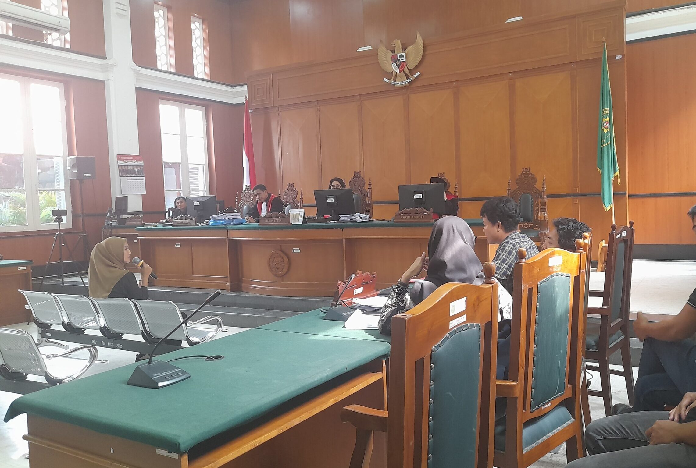 Nengsih, saksi fakta dalam sidang perselisihan hubungan industrial PT Huadi dengan buruh SBIPE Bantaeng/Foto: Andi Audia Faiza Nazli Irfan/Bollo.id
