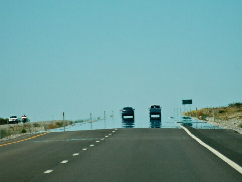 ilustrasi Fatamorgana Jalan Raya/Foto: Istimewa