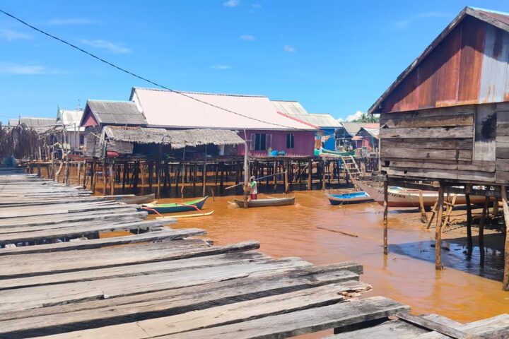 Potret kehidupan Suku Bajo, Sang Penjelajah Laut. Foto: Mohamad Sadli Saleh